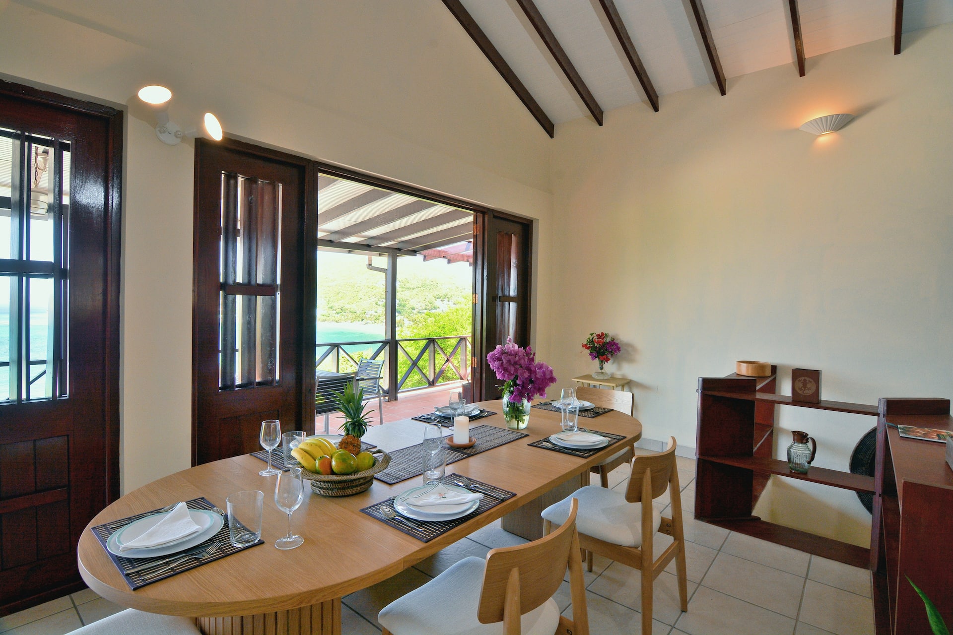 Master Suite Master bedroom suite at Villa Marisol Bequia